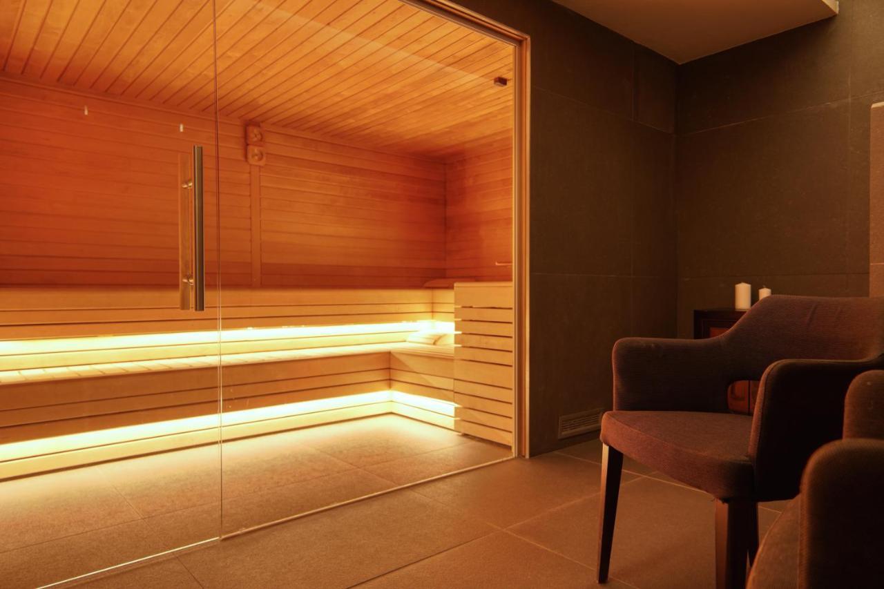 Hotel Palazzo Del Garda & Spa Десенцано дел Гарда Екстериор снимка