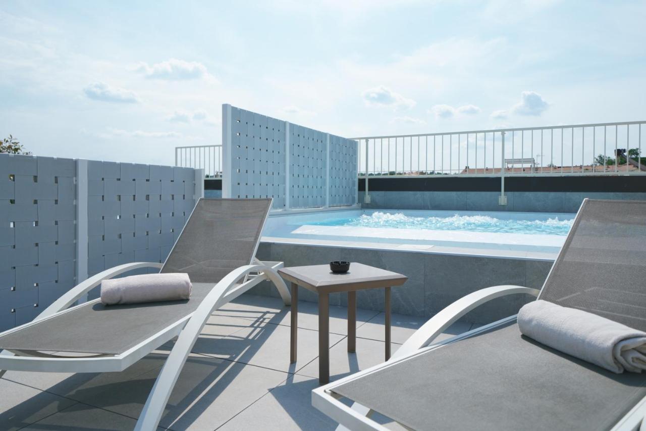 Hotel Palazzo Del Garda & Spa Десенцано дел Гарда Екстериор снимка