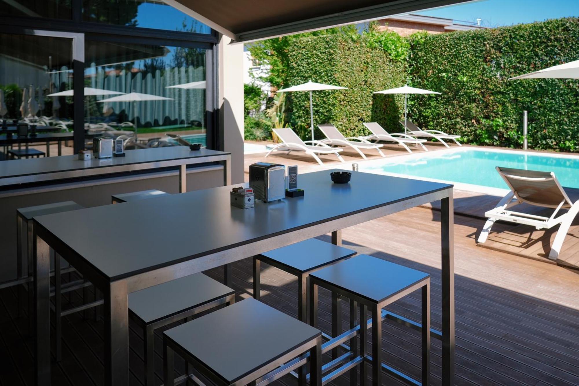 Hotel Palazzo Del Garda & Spa Десенцано дел Гарда Екстериор снимка